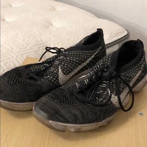 Nike fly knits women’s